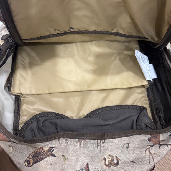 Dakine Mission 24L backpack w/laptop sleeve - Picture 5 of 6